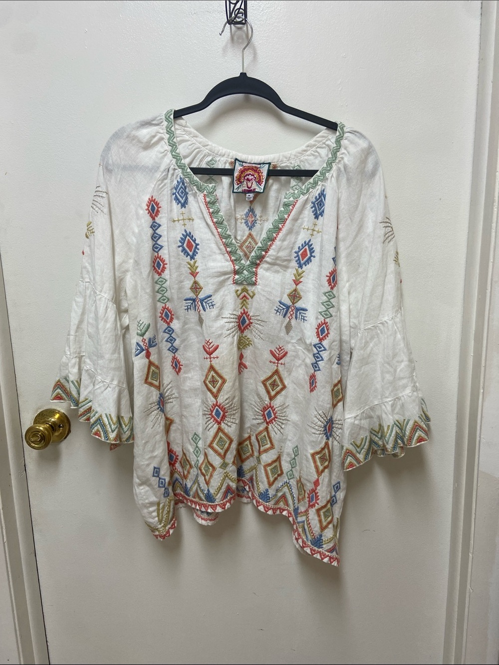 Johnny Was 100% Linen Embroidered all around beautiful design with bell sleeves